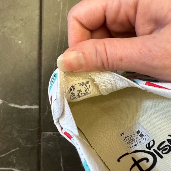 Vans Disneyworld 50th anniversary polka dot character vans 7.5 - Picture 3 of 3